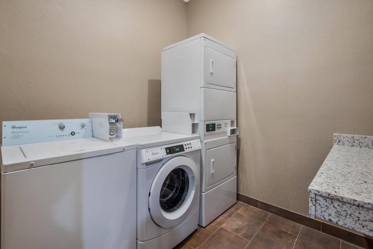 La Quinta Inn & Suites By Wyndham Sulphur Lake Charles エクステリア 写真