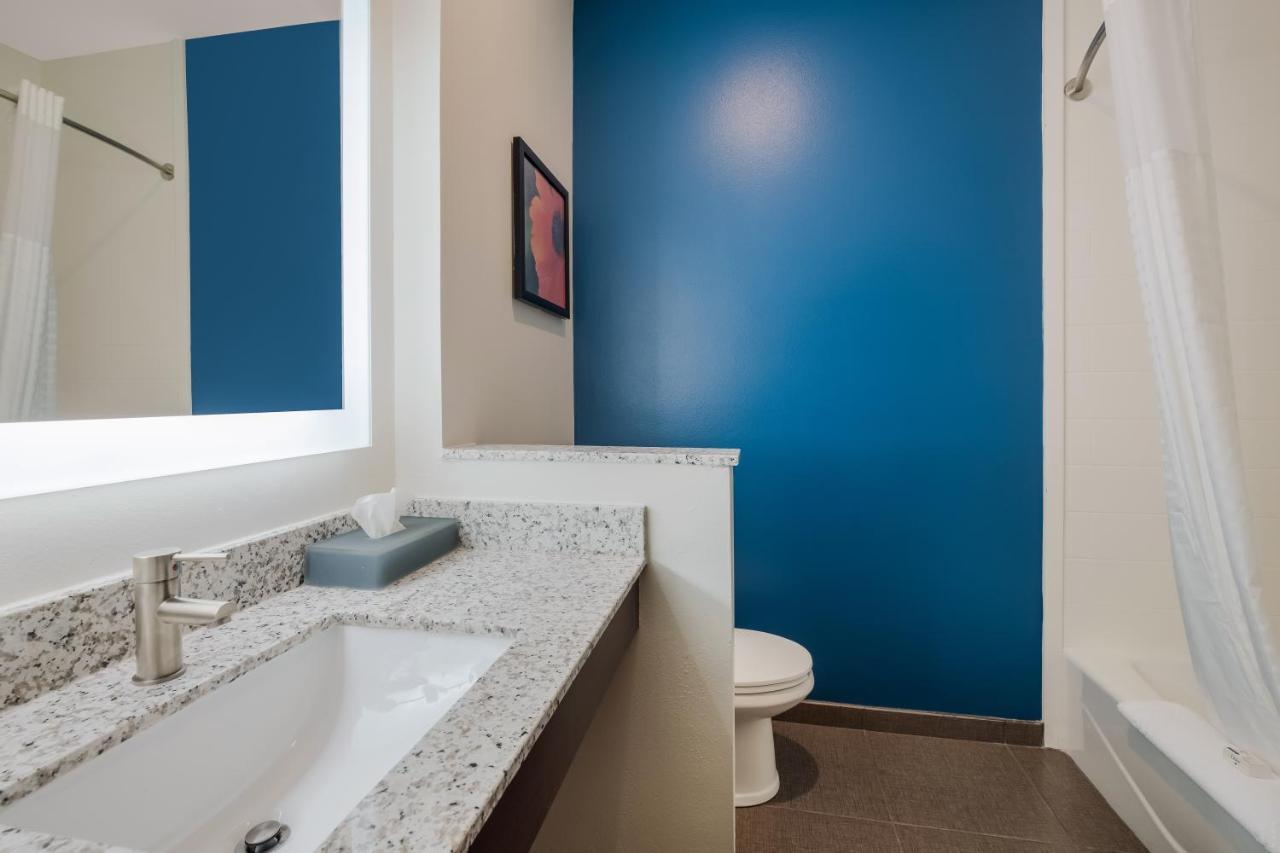 La Quinta Inn & Suites By Wyndham Sulphur Lake Charles エクステリア 写真